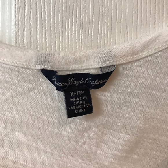 blouse with details - Picture 2 of 3